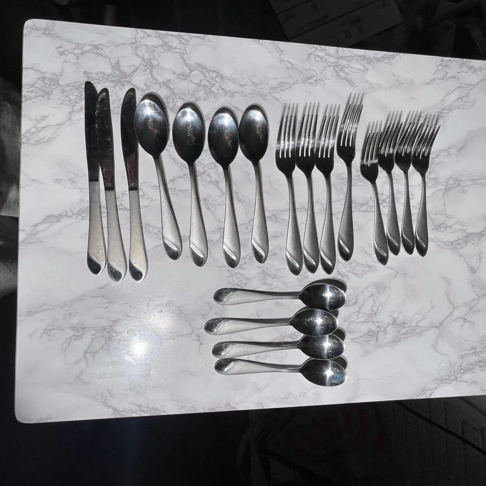 Towle Stainless Steel Flatware Teardrop Tip Mixed Set Knives Forks Spoons